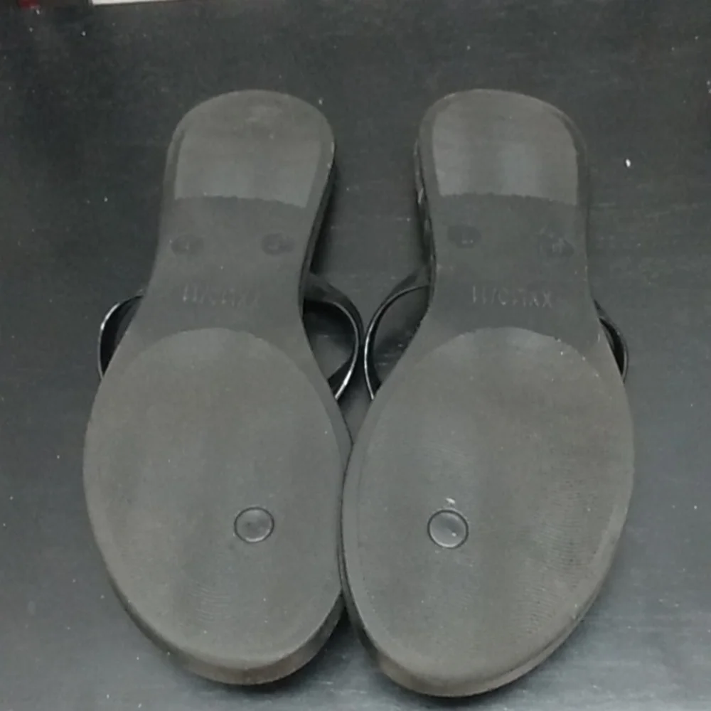 Flip flop Sandals black & brown women's size 10/11 XXL